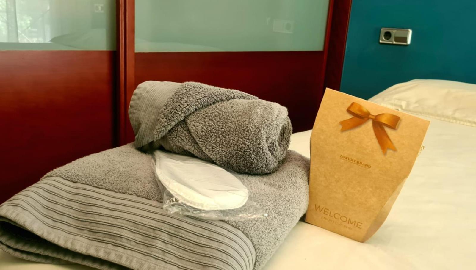 Acogedor Apartamento Girona Centro Διαμέρισμα Εξωτερικό φωτογραφία